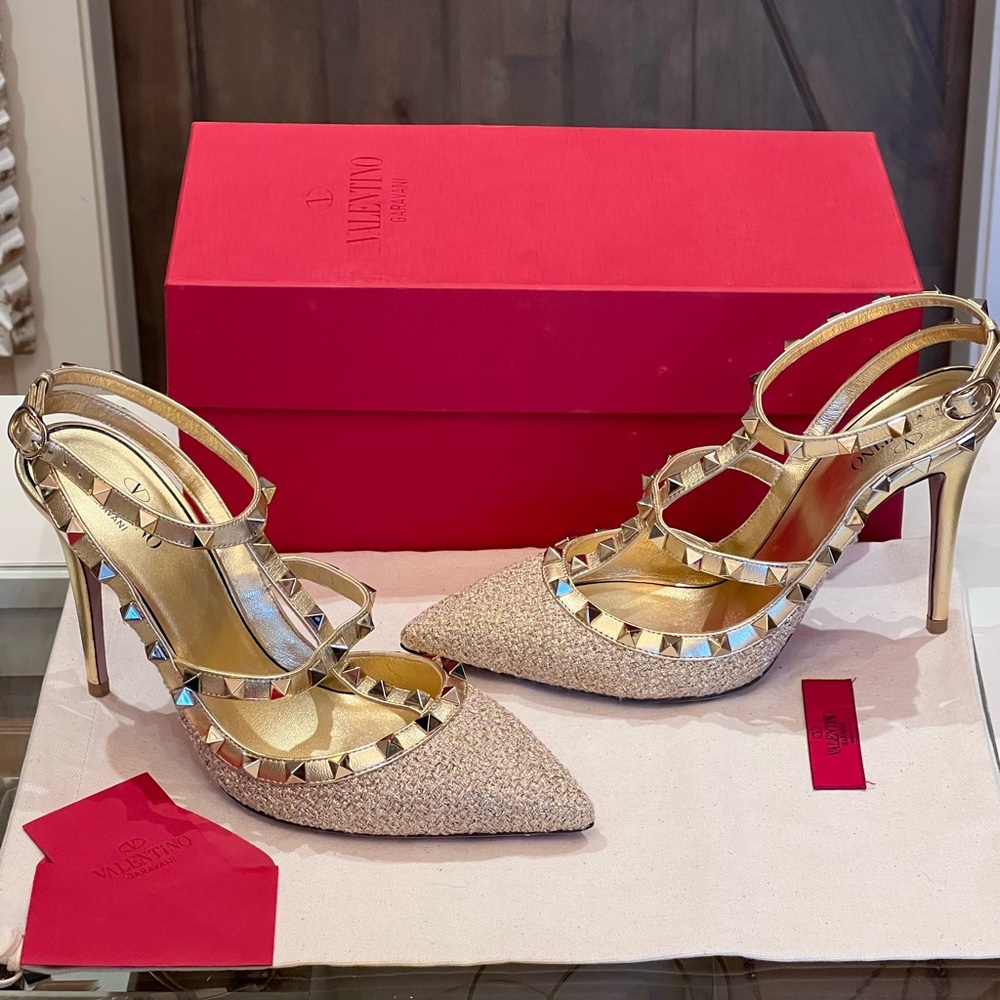 Valentino Gold Tweed heels 38.5